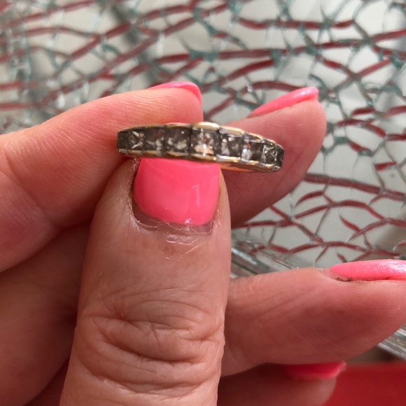 Ring - Picture 2 of 7